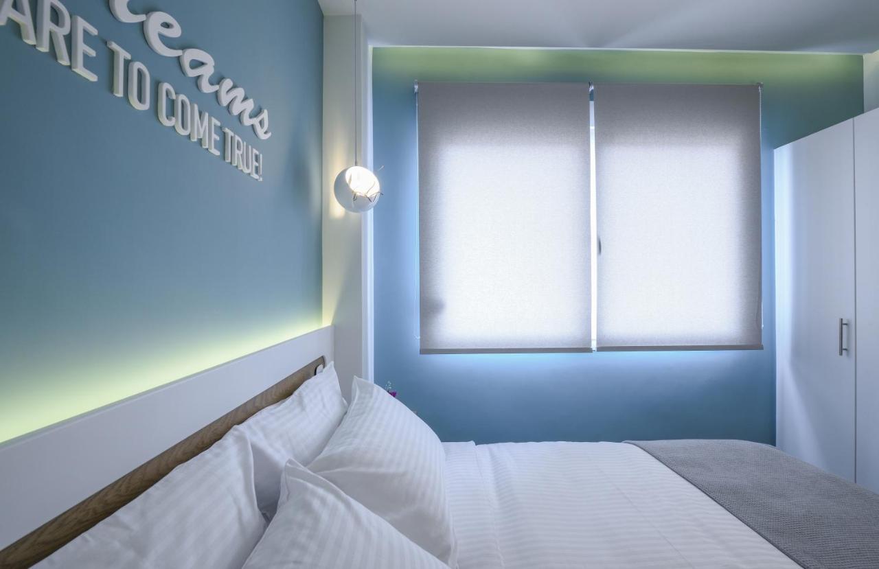 Τhe Half Root Suite In The Heart Of City Center Thessaloníki Exteriör bild