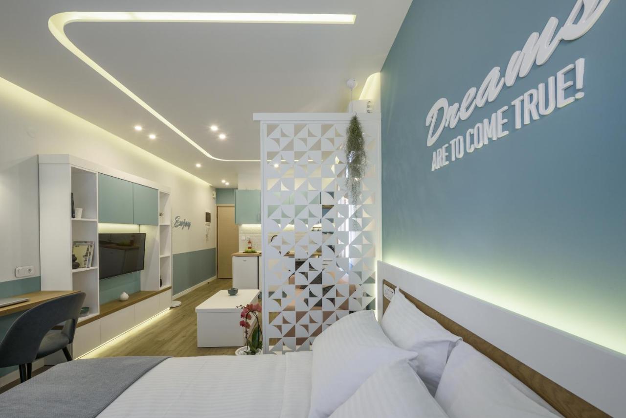 Τhe Half Root Suite In The Heart Of City Center Thessaloníki Exteriör bild