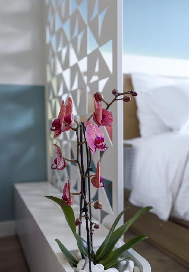 Τhe Half Root Suite In The Heart Of City Center Thessaloníki Exteriör bild