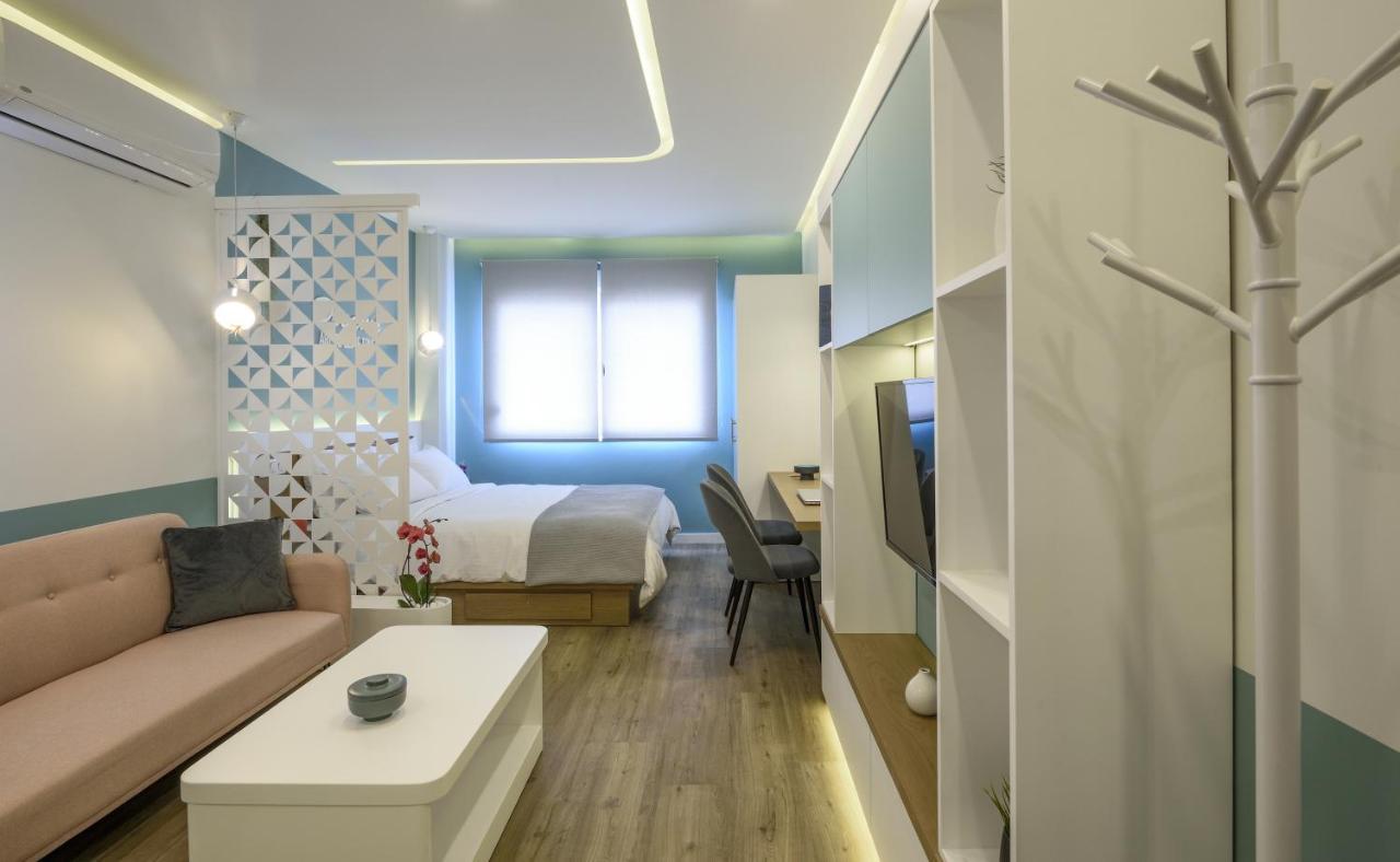 Τhe Half Root Suite In The Heart Of City Center Thessaloníki Exteriör bild