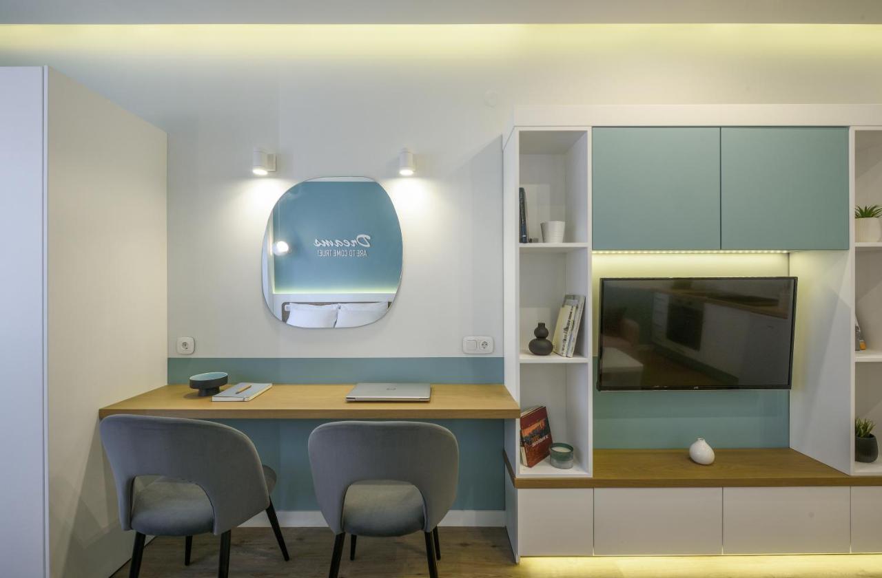 Τhe Half Root Suite In The Heart Of City Center Thessaloníki Exteriör bild